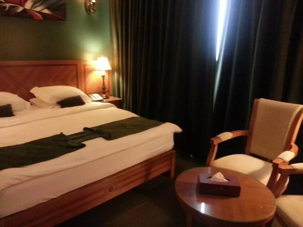 هتل لا روزا